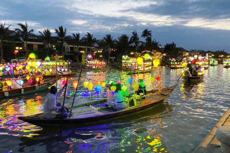 Hoi An tourism holiday season
