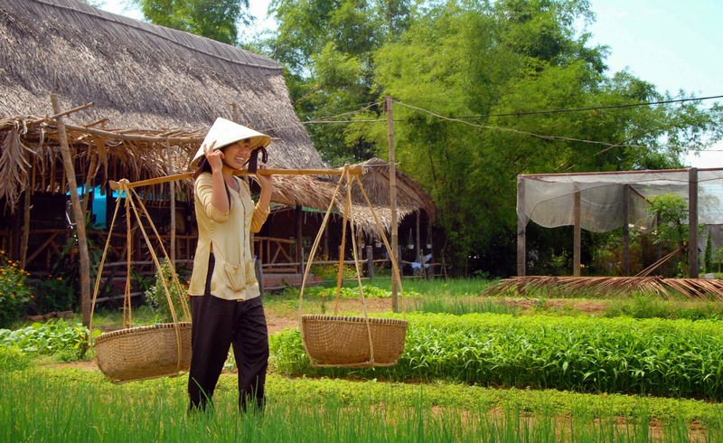 Explore Hoi An craft villages