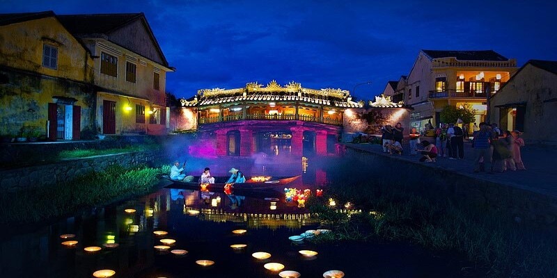 Discover daily beauty while traveling in Hoi An